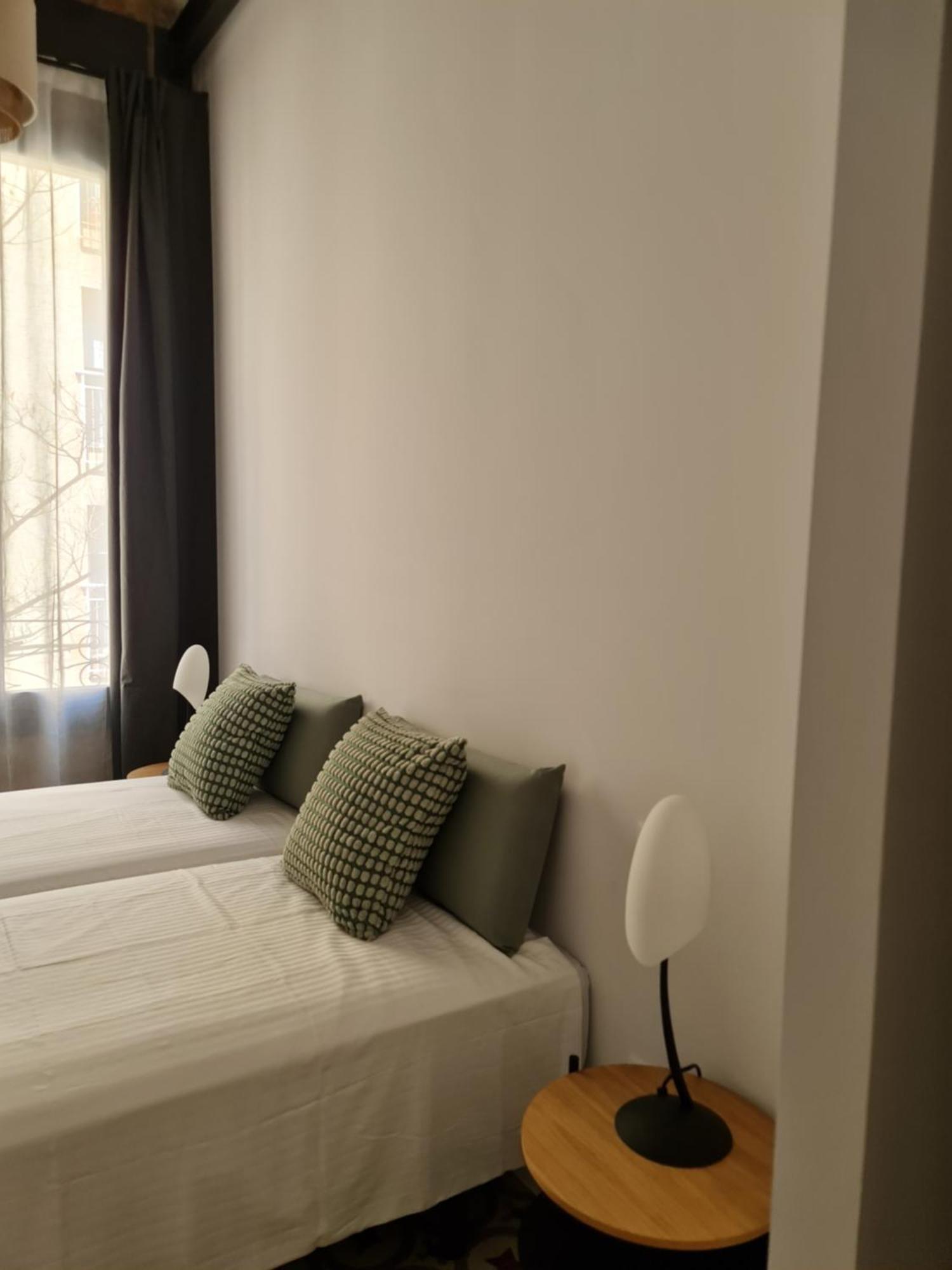 Poble Sec Charming Apartment Barcelona Exterior photo